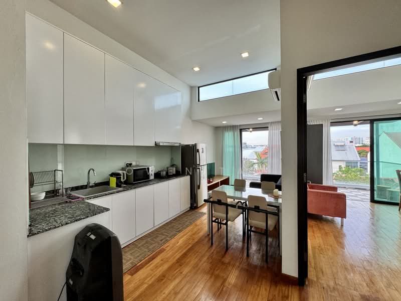 Serangoon Garden Estate, 79 Bridport Avenue, 2 Bedrooms, 900 sqft, Terraced House For Rent, by Owen Tan, 500176648 - Kitchen - PropertyGuru.com.sg