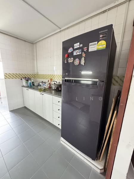 415 Pasir Ris Drive 6, 415 Pasir Ris Drive 6, Room Rental, 200 sqft, HDB Flat For Rent, by Ng Ya Ling, 500176652 - Kitchen - PropertyGuru.com.sg