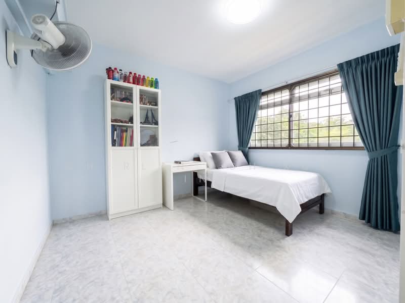288D Bukit Batok Street 25, 288D Bukit Batok Street 25, 3 Bedrooms, 1,001 sqft, HDB Flat For Sale, by Cherlyn Loh Xue Ting, 500176654 - Bedroom - PropertyGuru.com.sg