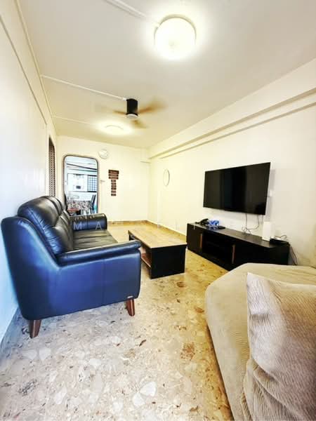 504 Ang Mo Kio Avenue 8, 504 Ang Mo Kio Avenue 8, 2 Bedrooms, 731 sqft, HDB Flat For Sale, by Magdeline Sng, 500176659 - PropertyGuru.com.sg