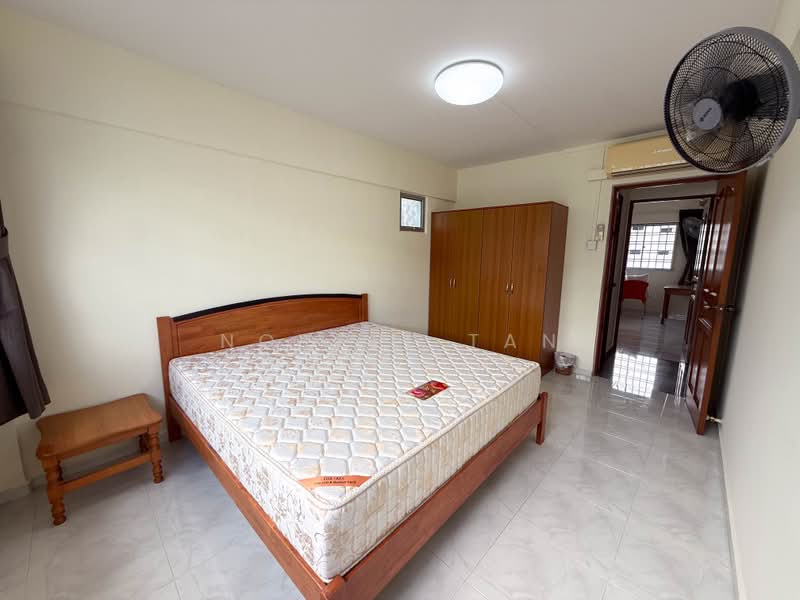 771 Yishun Avenue 3, 771 Yishun Avenue 3, Room Rental, 200 sqft, HDB Flat For Rent, by Novell Tan, 500176682 - Bedroom - PropertyGuru.com.sg