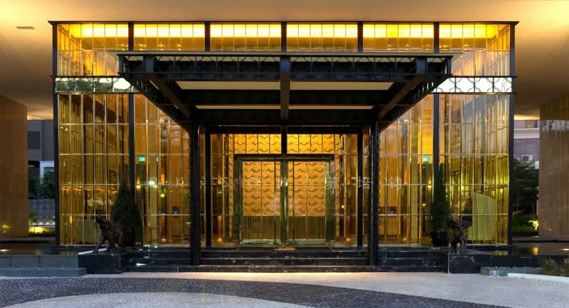The Ritz-Carlton Residences, 65 Cairnhill Road, 4 Bedrooms, 3,057 sqft, Condominium For Sale, by PK Soh 苏培钧, 500176687 - Exterior - PropertyGuru.com.sg
