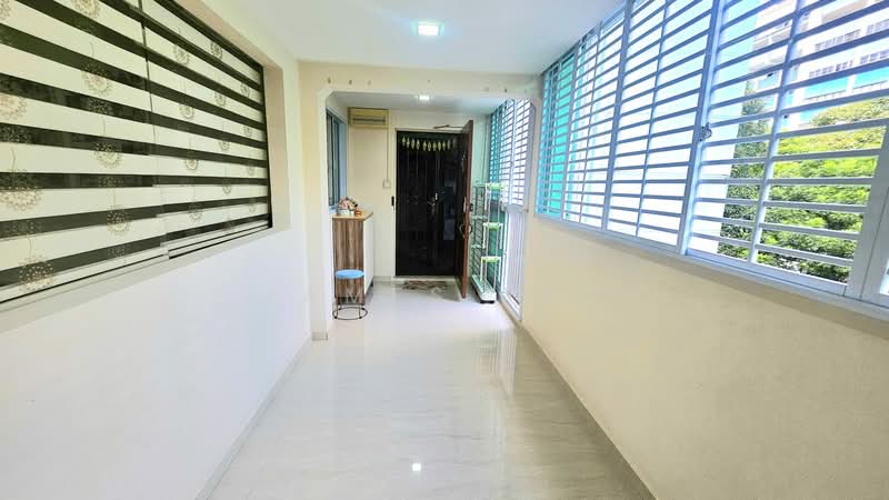 818 Woodlands Street 82, 818 Woodlands Street 82, 5 Bedrooms, 1,905 sqft, HDB Flat For Sale, by James Yeo, 500176688 - Entrance - PropertyGuru.com.sg
