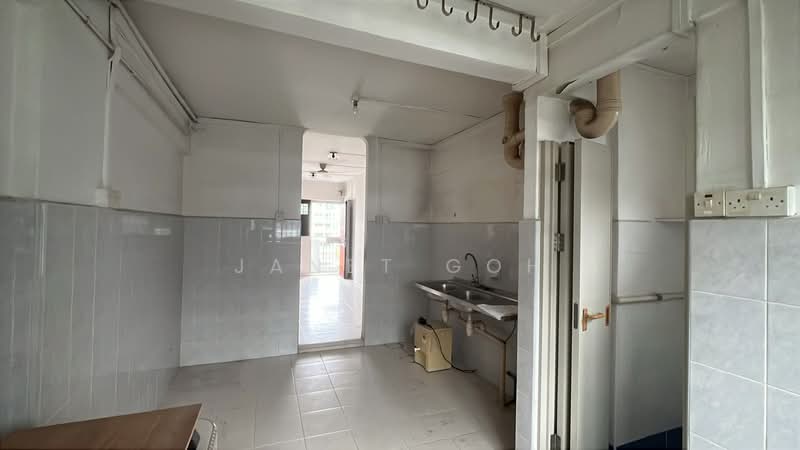 323 Ang Mo Kio Avenue 3, 323 Ang Mo Kio Avenue 3, 1 Bedroom, 473 sqft, HDB Flat For Sale, by Janet Goh, 500176699 - Kitchen - PropertyGuru.com.sg