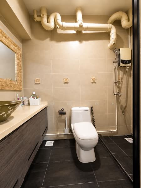 104A Depot Road, 104A Depot Road, 4 Bedrooms, 1,248 sqft, HDB Flat For Sale, by Khoo Maggie, 500176707 - Bathroom - PropertyGuru.com.sg