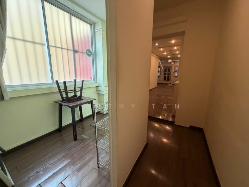 Chinatown high traffic shophouse for RENT near MRT, Temple Street, 980 sqft, Shop / Shophouse For Rent, by Timothy Tan, 500176713 - Interior - CommercialGuru.com.sg