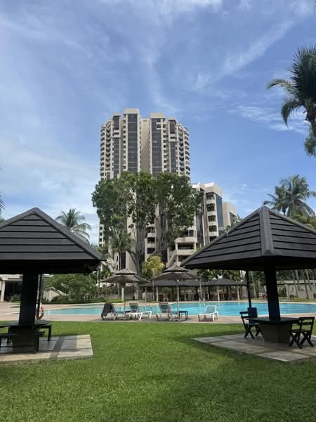 Bayshore Park, 60 Bayshore Road, 2 Bedrooms, 936 sqft, Condominium For Sale, by Alvin Tay, 500176715 - Exterior - PropertyGuru.com.sg