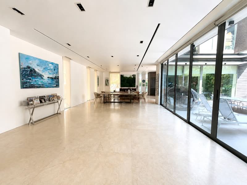 Bungalow in Bukit Timah vicinity ✧ Near Schools & the City, Victoria Park, Bin Tong Park, Rebecca Road, 6 Bedrooms, 9,550 sqft, Bungalow House For Rent, by Brenda Zee (徐黎倫), 500176734 - Living Room - PropertyGuru.com.sg