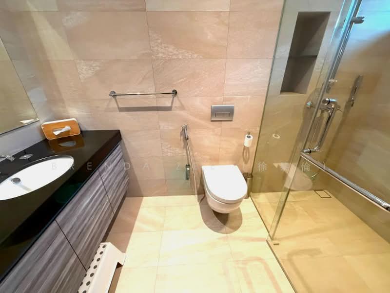 Bungalow in Bukit Timah vicinity ✧ Near Schools & the City, Victoria Park, Bin Tong Park, Rebecca Road, 6 Bedrooms, 9,550 sqft, Bungalow House For Rent, by Brenda Zee (徐黎倫), 500176734 - Bathroom - PropertyGuru.com.sg