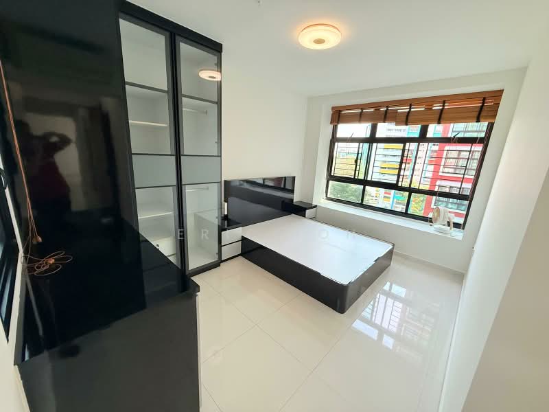 2A Sri Geylang Serai, 2A Geylang Serai, 3 Bedrooms, 1,022 sqft, HDB Flat For Rent, by Eric Toh, 500176737 - Master Bedroom - PropertyGuru.com.sg