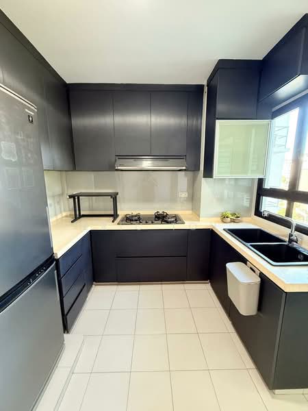 2A Sri Geylang Serai, 2A Geylang Serai, 3 Bedrooms, 1,022 sqft, HDB Flat For Rent, by Eric Toh, 500176737 - Kitchen - PropertyGuru.com.sg