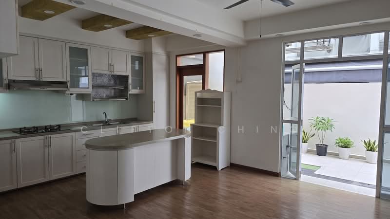 Loyang Villas, Loyang Rise, 5 Bedrooms, 3,195 sqft, Corner Terrace For Rent, by Clifton Ching, 500176741 - Kitchen - PropertyGuru.com.sg