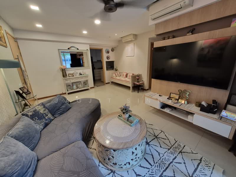The Tampines Trilliant, 21 Tampines Central 7, 3 Bedrooms, 1,378 sqft, Executive Condominium For Rent, by JAGJIT SINGH, 500176743 - Living Room - PropertyGuru.com.sg