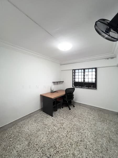 212 Ang Mo Kio Avenue 3, 212 Ang Mo Kio Avenue 3, 2 Bedrooms, 721 sqft, HDB Flat For Rent, by Bennett Lee, 500176744 - Study - PropertyGuru.com.sg