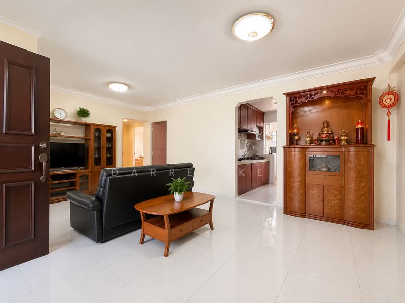 640 Jurong West Street 61, 640 Jurong West Street 61, 3 Bedrooms, 1,076 sqft, HDB Flat For Sale, by Darren Kek, 500176752 - Living Room - PropertyGuru.com.sg