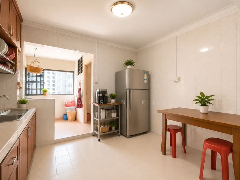 640 Jurong West Street 61, 640 Jurong West Street 61, 3 Bedrooms, 1,076 sqft, HDB Flat For Sale, by Darren Kek, 500176752 - Kitchen - PropertyGuru.com.sg