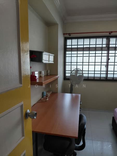 854 Jurong West Street 81, 854 Jurong West Street 81, Room Rental, 100 sqft, HDB Flat For Rent, by Joris Tan, 500176755 - Study - PropertyGuru.com.sg