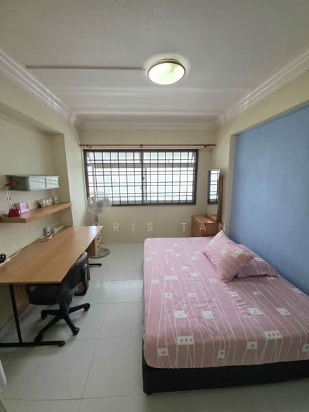 854 Jurong West Street 81, 854 Jurong West Street 81, Room Rental, 140 sqft, HDB Flat For Rent, by Joris Tan, 500176755 - Bedroom - PropertyGuru.com.sg