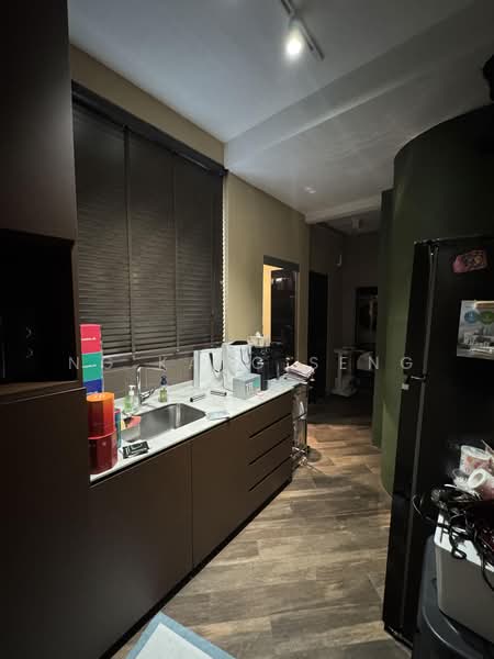 125 Kitchener Road, , Room Rental, 150 sqft, Shophouse For Rent, by Ng Kang Seng, 500176758 - Kitchen - PropertyGuru.com.sg