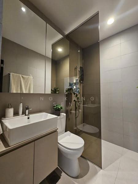 125 Kitchener Road, Farrer Park / Serangoon Rd, Room Rental, 150 sqft, Shophouse For Rent, by Ng Kang Seng, 500176758 - Bathroom - PropertyGuru.com.sg