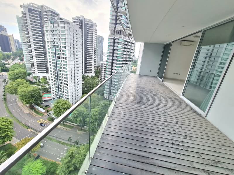 Newton Imperial, 24 Newton Road, 3 Bedrooms, 1,711 sqft, Apartment For Sale, by NICOLE LEE, 500176768 - Balcony - PropertyGuru.com.sg