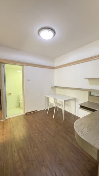 Pine Grove, 1N Pine Grove, Room Rental, 220 sqft, Condominium For Rent, by Yuelin Shen, 500176771 - Bathroom - PropertyGuru.com.sg