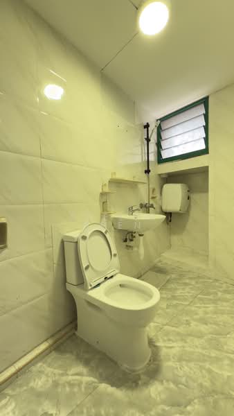 Pine Grove, 1N Pine Grove, Room Rental, 220 sqft, Condominium For Rent, by Yuelin Shen, 500176771 - Bathroom - PropertyGuru.com.sg