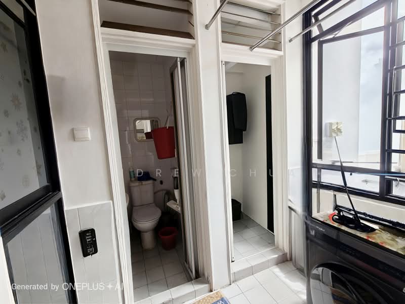 Telok Kurau Lodge, 57 Telok Kurau Lorong H, 3 Bedrooms, 1,227 sqft, Apartment For Sale, by Andrew Chua, 500176775 - Bathroom - PropertyGuru.com.sg