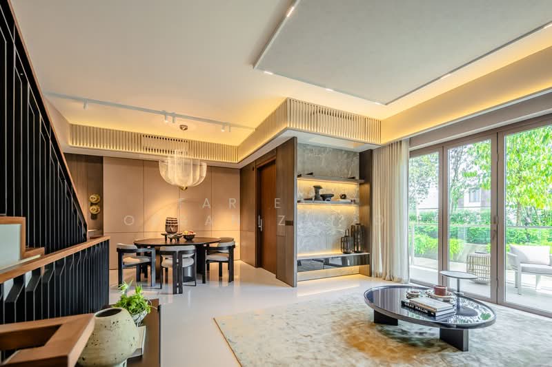 Parksuites, 18 Holland Grove Road, 4 Bedrooms, 3,068 sqft, Condominium For Sale, by Far East Organization, 500176776 - Living Room - PropertyGuru.com.sg