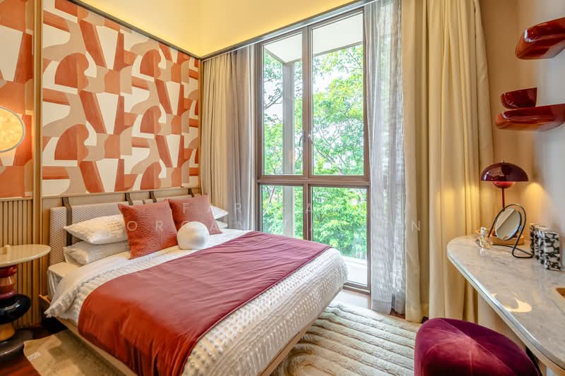 Parksuites, 18 Holland Grove Road, 4 Bedrooms, 3,068 sqft, Condominium For Sale, by Far East Organization, 500176776 - Bedroom - PropertyGuru.com.sg