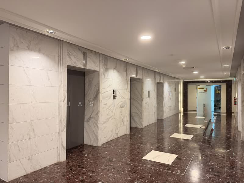 International Plaza, 10 Anson Road, 160 sqft, Office For Rent, by Jasper Tan, 500176780 - Lift Lobby - CommercialGuru.com.sg