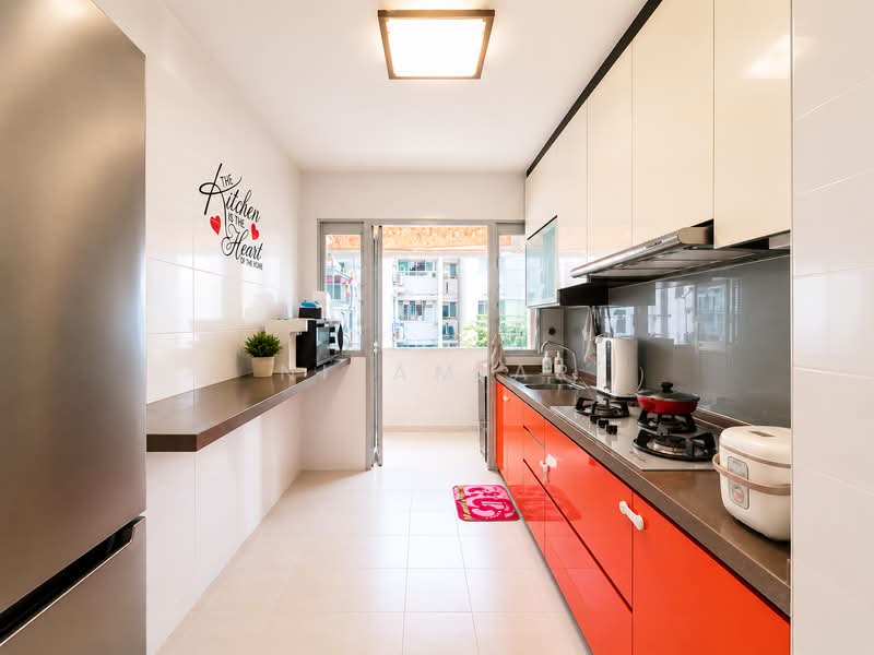 453D Fernvale Road, 453D Fernvale Road, 3 Bedrooms, 990 sqft, HDB Flat For Sale, by Nizam AR, 500176786 - Kitchen - PropertyGuru.com.sg