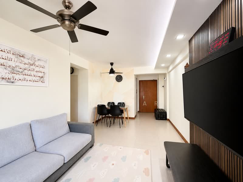 453D Fernvale Road, 453D Fernvale Road, 3 Bedrooms, 990 sqft, HDB Flat For Sale, by Nizam AR, 500176786 - Living Room - PropertyGuru.com.sg