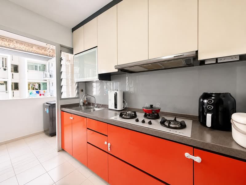 453D Fernvale Road, 453D Fernvale Road, 3 Bedrooms, 990 sqft, HDB Flat For Sale, by Nizam AR, 500176786 - Kitchen - PropertyGuru.com.sg