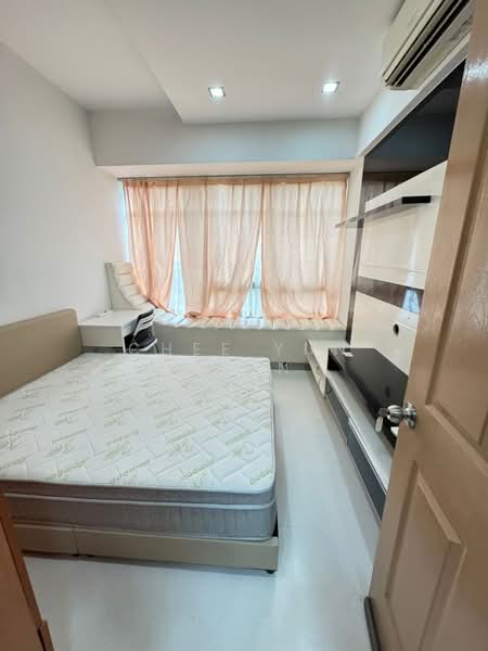 Atrium Residences, 528 Geylang Road, Room Rental, 100 sqft, Apartment For Rent, by Chee Yun Xuan, 500176795 - PropertyGuru.com.sg