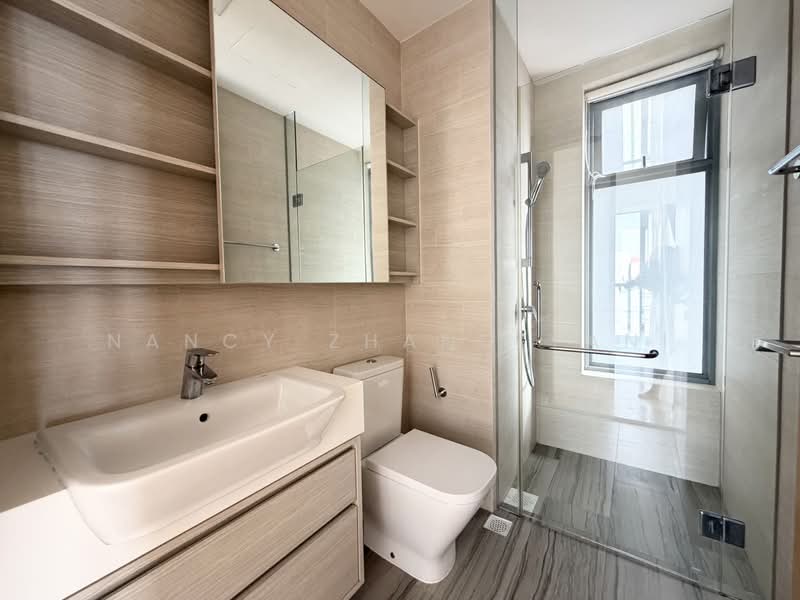 Alex Residences, 28 Alexandra View, 3 Bedrooms, 1,022 sqft, Apartment For Rent, by Nancy Zhang Yani, 500176798 - Bathroom - PropertyGuru.com.sg
