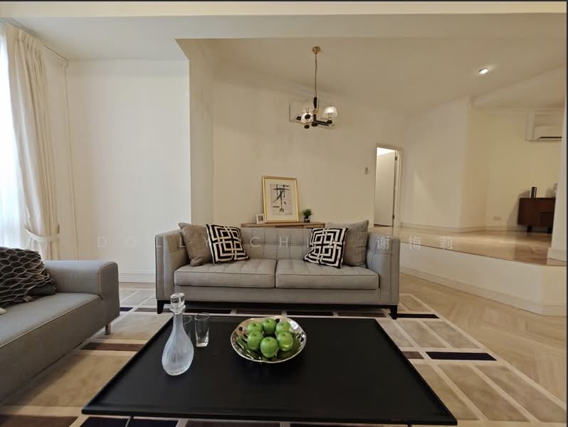 Orange Regency, 101 Fernhill Road, 4 Bedrooms, 1,776 sqft, Apartment For Rent, by Dolly Chia 谢梅莉, 500176801 - Living Room - PropertyGuru.com.sg