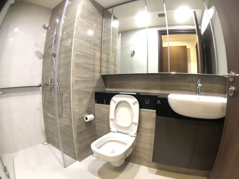 Park Place Residences, 2 Paya Lebar Road, 2 Bedrooms, 667 sqft, Condominium For Sale, by Wini Chua, 500176802 - Bathroom - PropertyGuru.com.sg