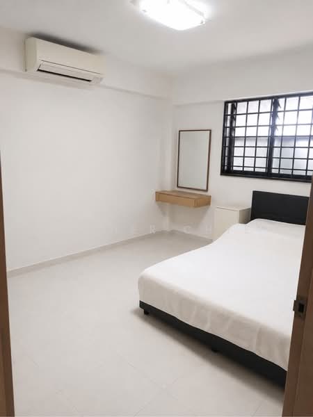 8 Empress Road, 8 Empress Road, 2 Bedrooms, 699 sqft, HDB Flat For Sale, by Esther Chye, 500176803 - PropertyGuru.com.sg