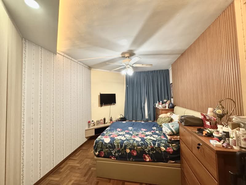 227B Compassvale Drive, 227B Compassvale Drive, 3 Bedrooms, 1,238 sqft, HDB Flat For Sale, by Heidi Ho, 500176810 - Master Bedroom - PropertyGuru.com.sg