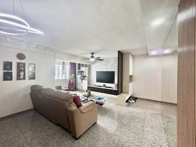 227B Compassvale Drive, 227B Compassvale Drive, 3 Bedrooms, 1,238 sqft, HDB Flat For Sale, by Heidi Ho, 500176810 - Living Room - PropertyGuru.com.sg