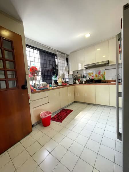 Telok Kurau Lodge, 57 Telok Kurau Lorong H, 3 Bedrooms, 1,227 sqft, Apartment For Sale, by Henry Huang, 500176811 - Kitchen - PropertyGuru.com.sg
