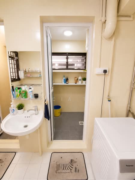 38 Lorong 5 Toa Payoh, 38 Lorong 5 Toa Payoh, 2 Bedrooms, 721 sqft, HDB Flat For Sale, by Tricia Tay, 500176814 - PropertyGuru.com.sg