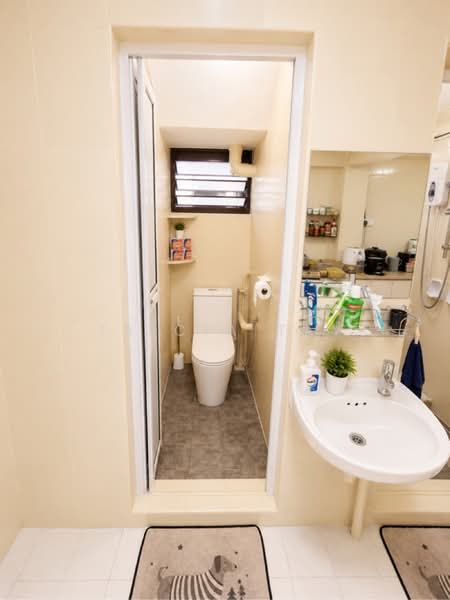 38 Lorong 5 Toa Payoh, 38 Lorong 5 Toa Payoh, 2 Bedrooms, 721 sqft, HDB Flat For Sale, by Tricia Tay, 500176814 - PropertyGuru.com.sg