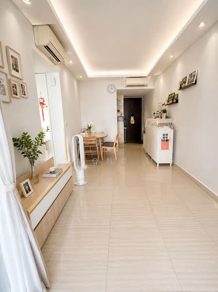 The Brownstone, 160 Canberra Drive, 3 Bedrooms, 883 sqft, Executive Condominium For Rent, by Desmond Lee, 500176825 - Living Room - PropertyGuru.com.sg
