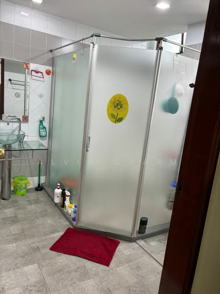 6x Still Road, Still Road, Room Rental, 300 sqft, Semi-Detached House For Rent, by Alvin Charm, 500176827 - Master Bathroom - PropertyGuru.com.sg