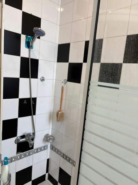 6x Still Road, Still Road, Room Rental, 300 sqft, Semi-Detached House For Rent, by Alvin Charm, 500176827 - Bathroom 1 - PropertyGuru.com.sg