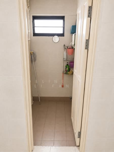 8 Empress Road, 8 Empress Road, 2 Bedrooms, 699 sqft, HDB Flat For Sale, by Adeline Lau Li Fang, 500176836 - PropertyGuru.com.sg