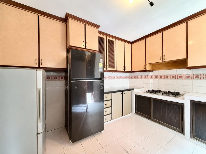 230C Tampines Street 24, 230C Tampines Street 24, 3 Bedrooms, 1,151 sqft, HDB Flat For Sale, by Jerez Amsyar, 500176837 - Kitchen - PropertyGuru.com.sg