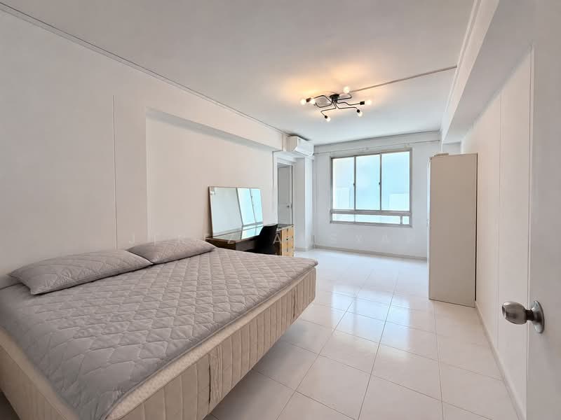 230C Tampines Street 24, 230C Tampines Street 24, 3 Bedrooms, 1,151 sqft, HDB Flat For Sale, by Jerez Amsyar, 500176837 - Bedroom - PropertyGuru.com.sg